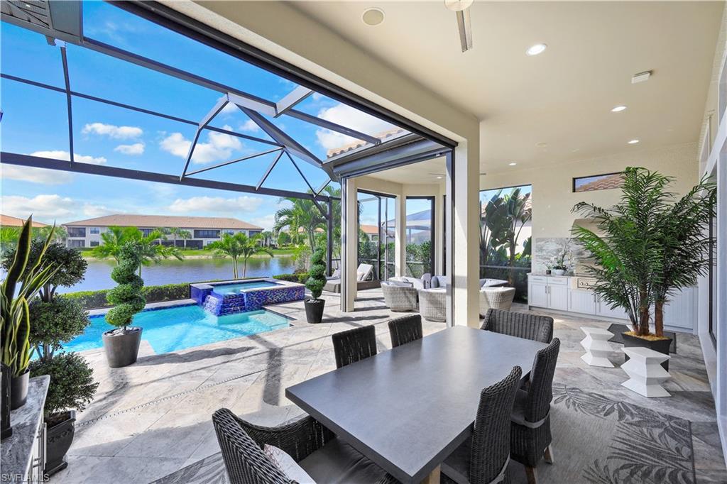 ESPLANADE - Residential Lease
