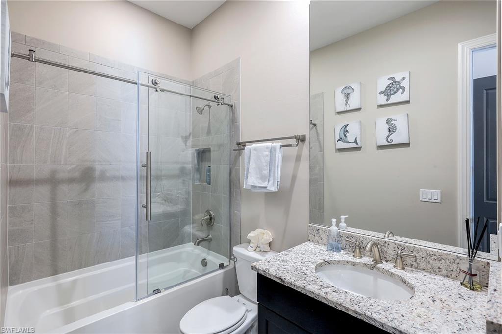 ESPLANADE - Residential Lease