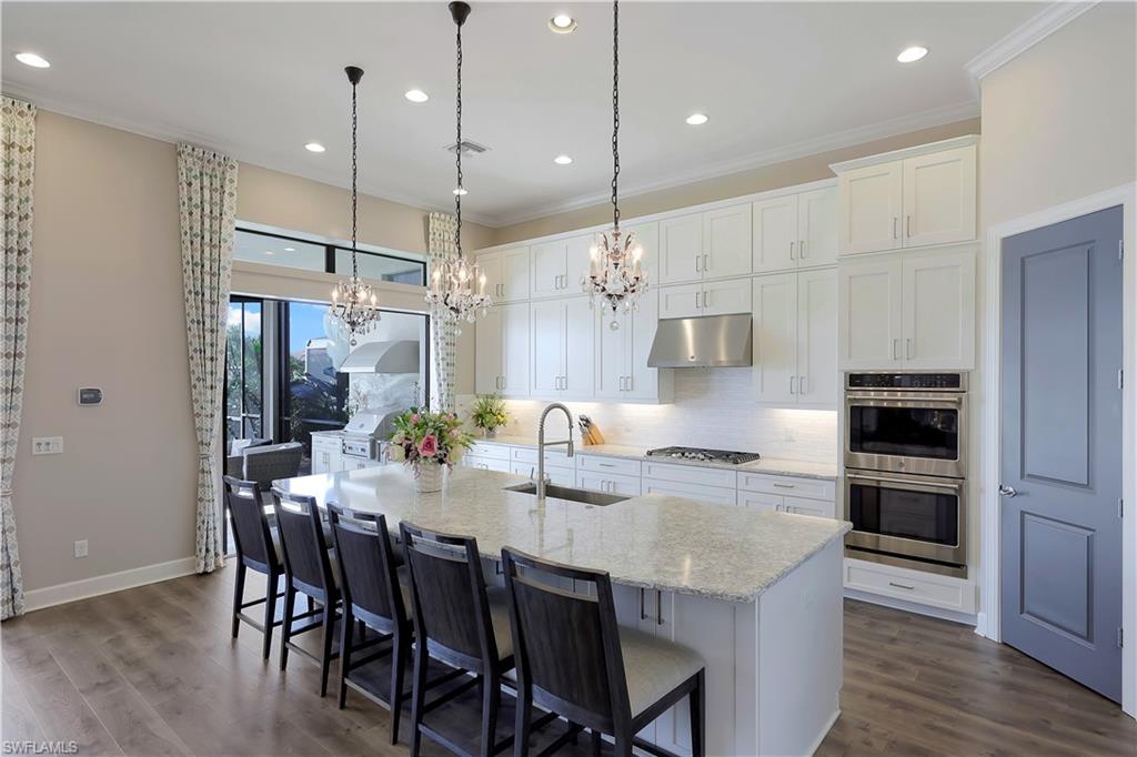 ESPLANADE - Residential Lease