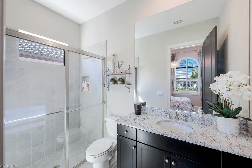 ESPLANADE - Residential Lease