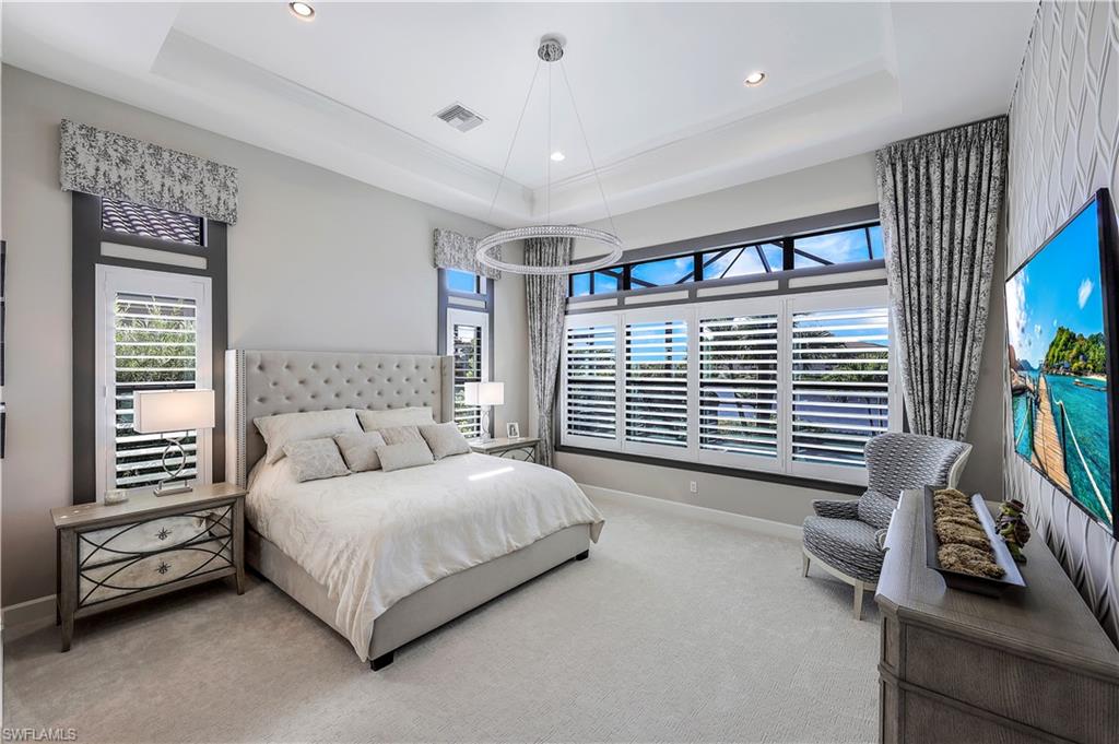 ESPLANADE - Residential Lease