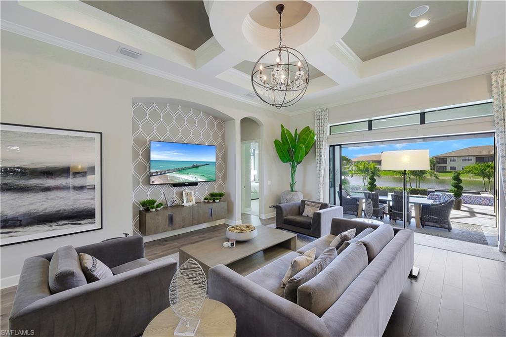 ESPLANADE - Residential Lease