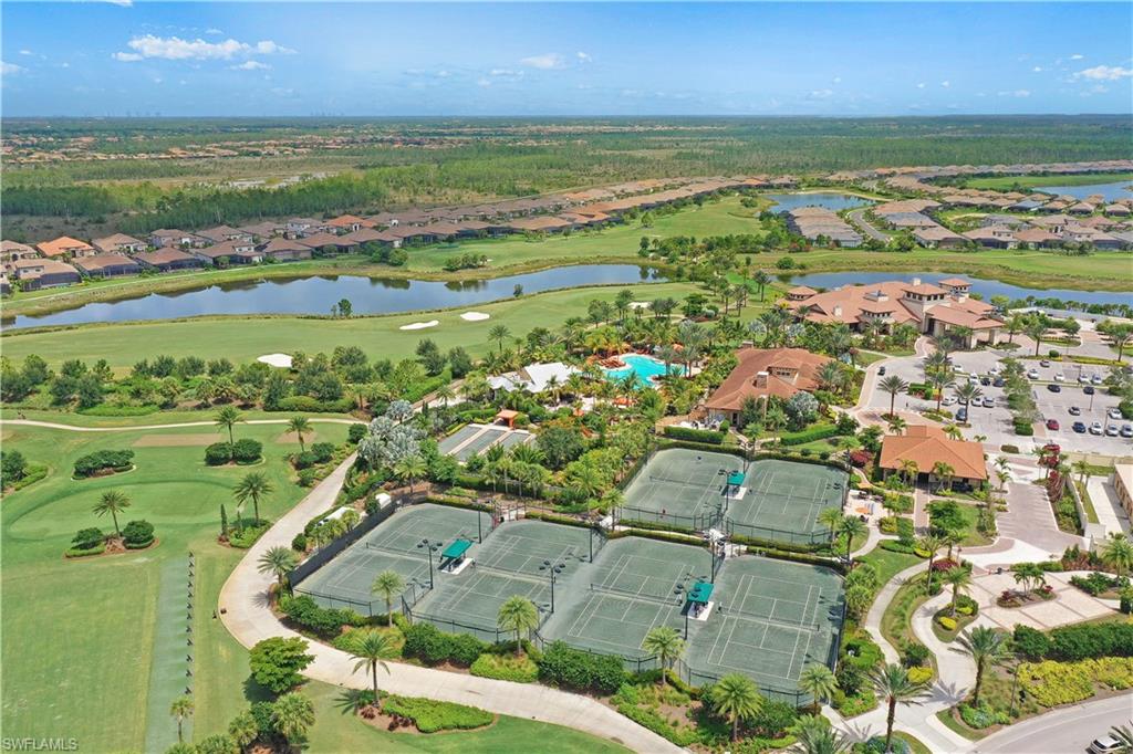 ESPLANADE - Residential Lease