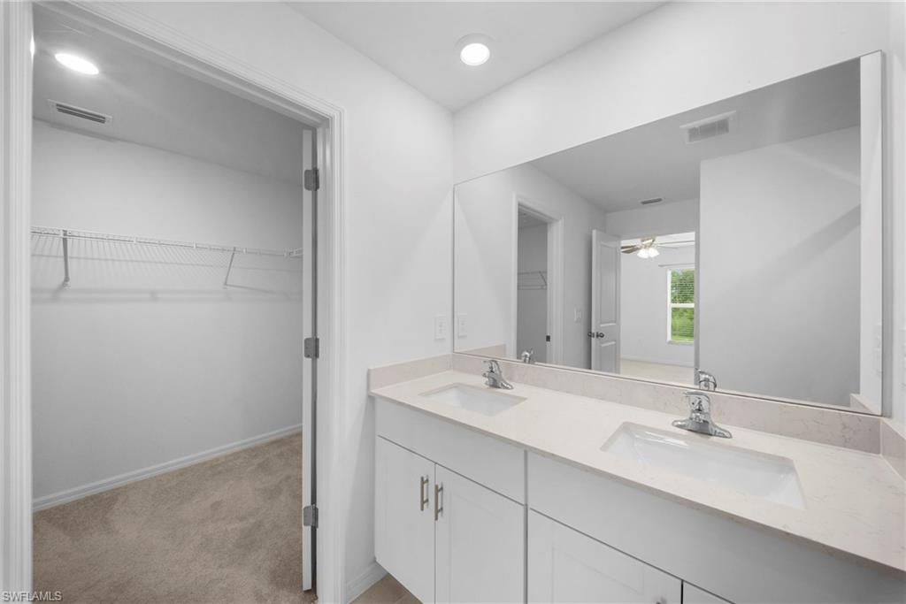 SAVANNA LAKES - Residential Lease