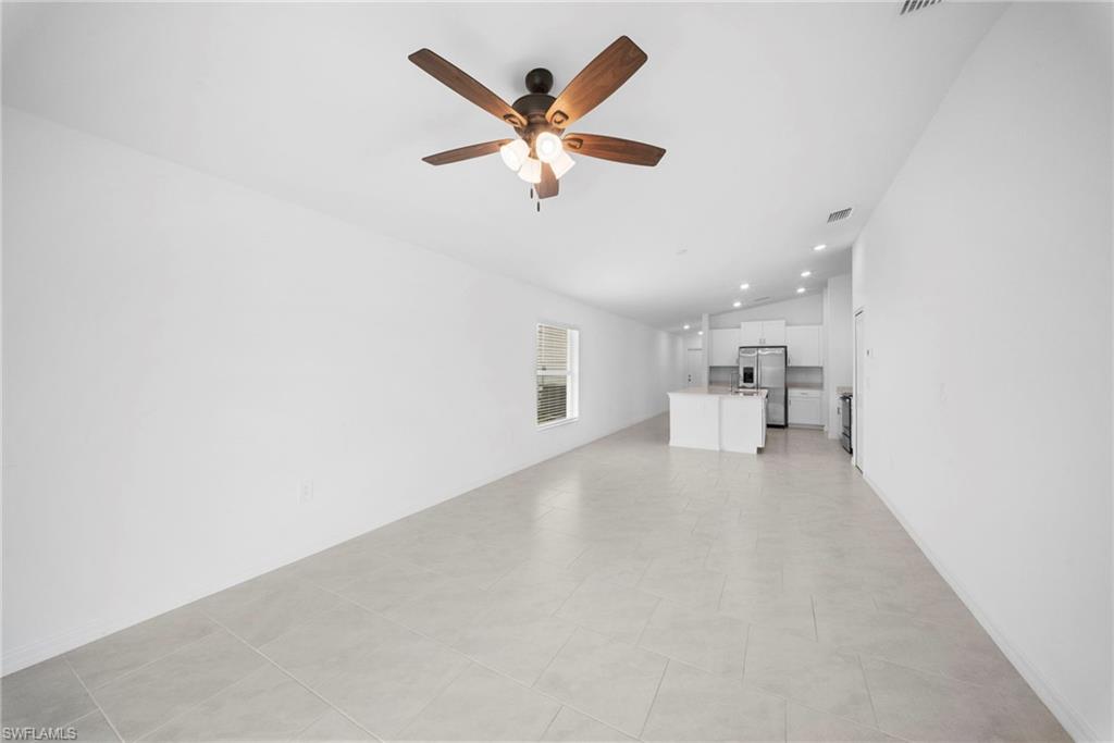 SAVANNA LAKES - Residential Lease