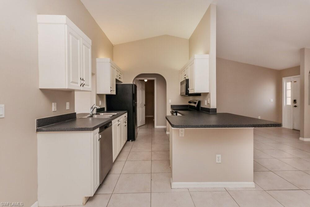 CAPE CORAL - Residential Lease