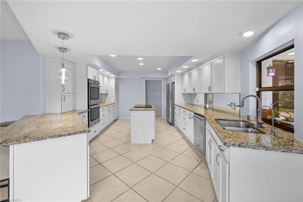 PALM RIVER ESTATES - Residential