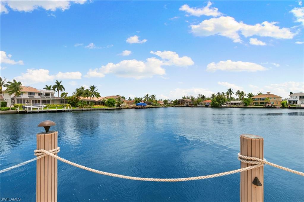 MARCO BEACH - Residential