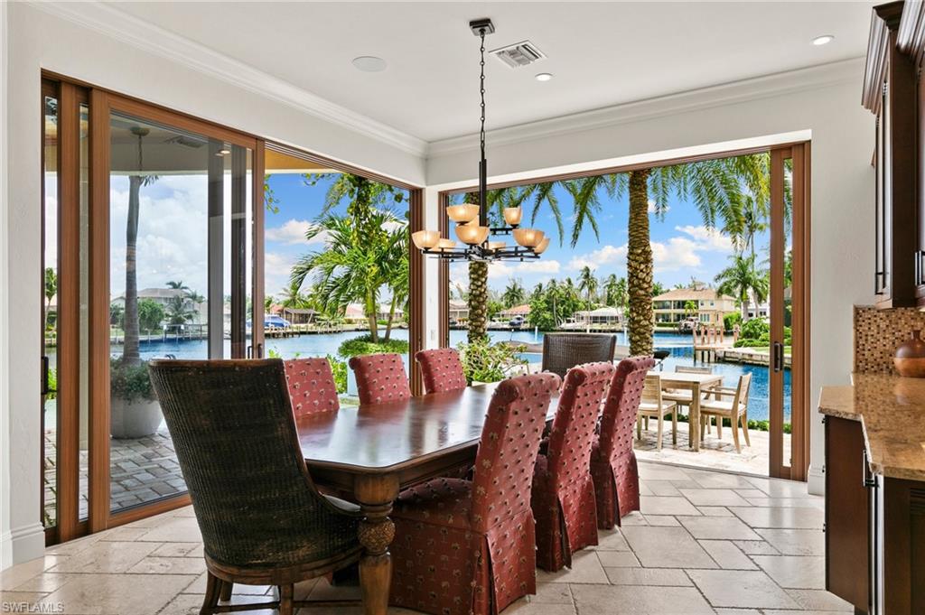MARCO BEACH - Residential