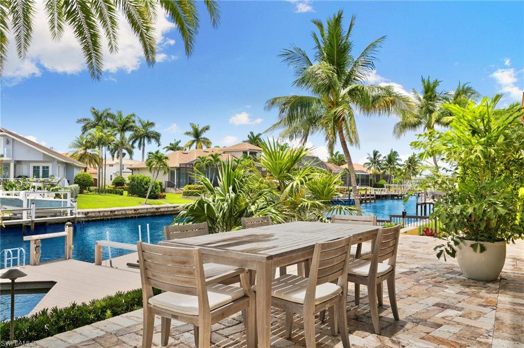 MARCO BEACH - Residential