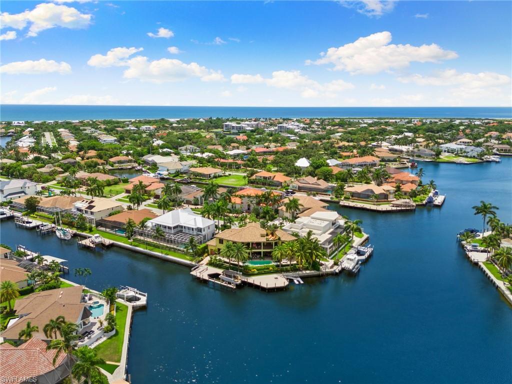 MARCO BEACH - Residential