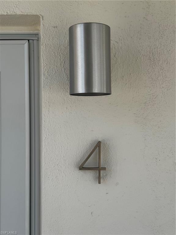 SANIBEL ARMS - Residential