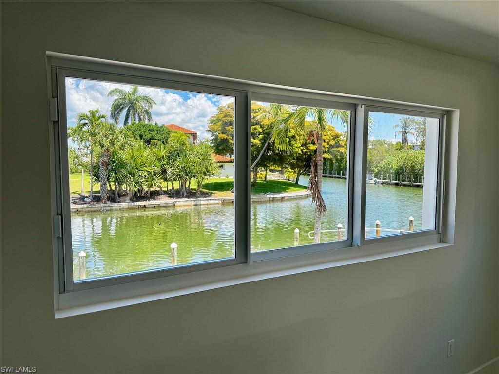 SANIBEL ARMS - Residential