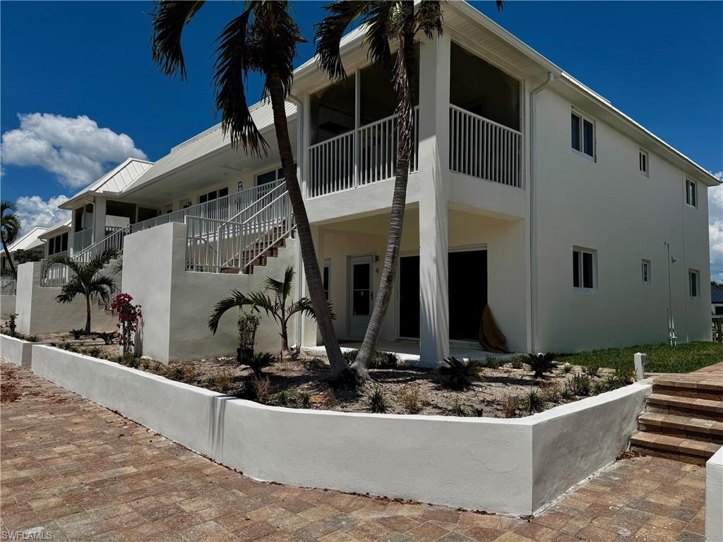 SANIBEL ARMS - Residential