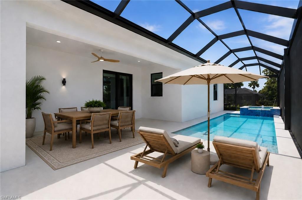 MARCO BEACH - Residential