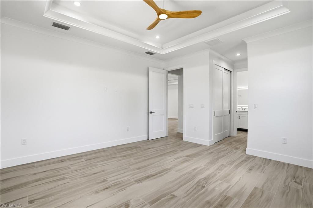 MARCO BEACH - Residential