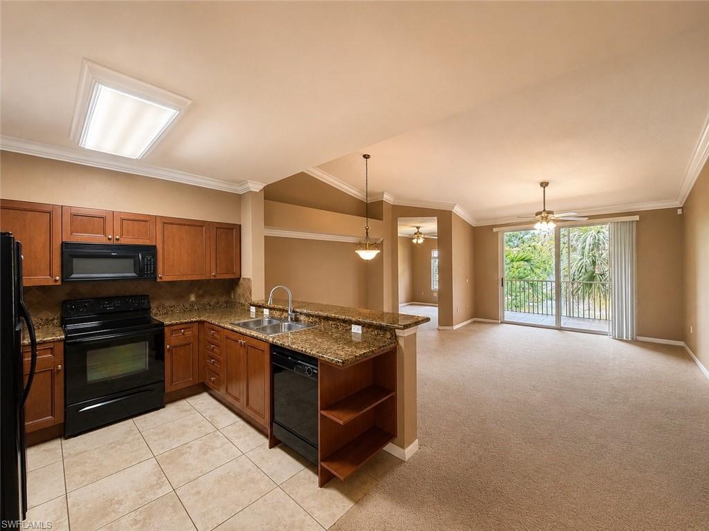 VILLAGIO - Residential Lease