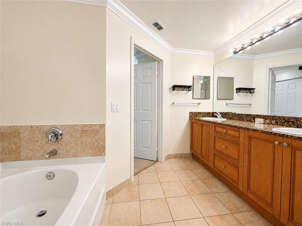 VILLAGIO - Residential Lease