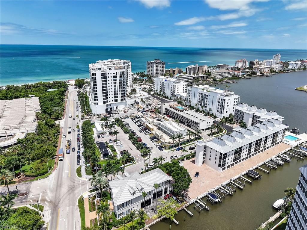 VANDERBILT PALMS - Residential Lease
