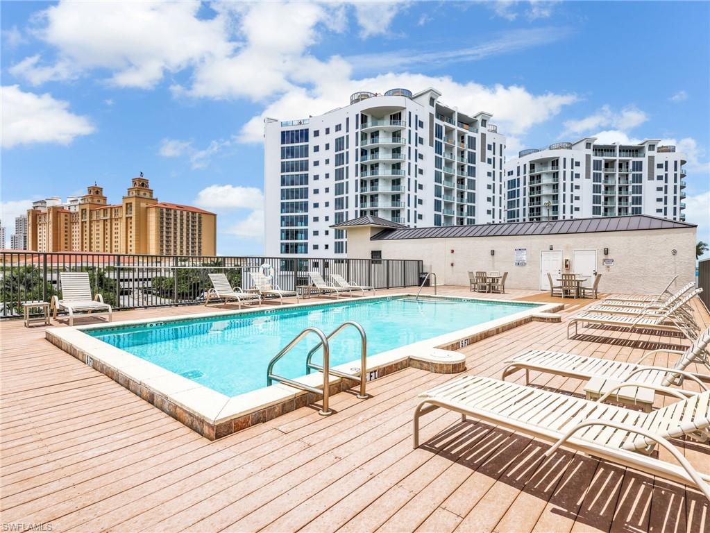 VANDERBILT PALMS - Residential Lease