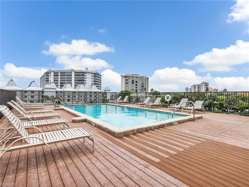 VANDERBILT PALMS - Residential Lease