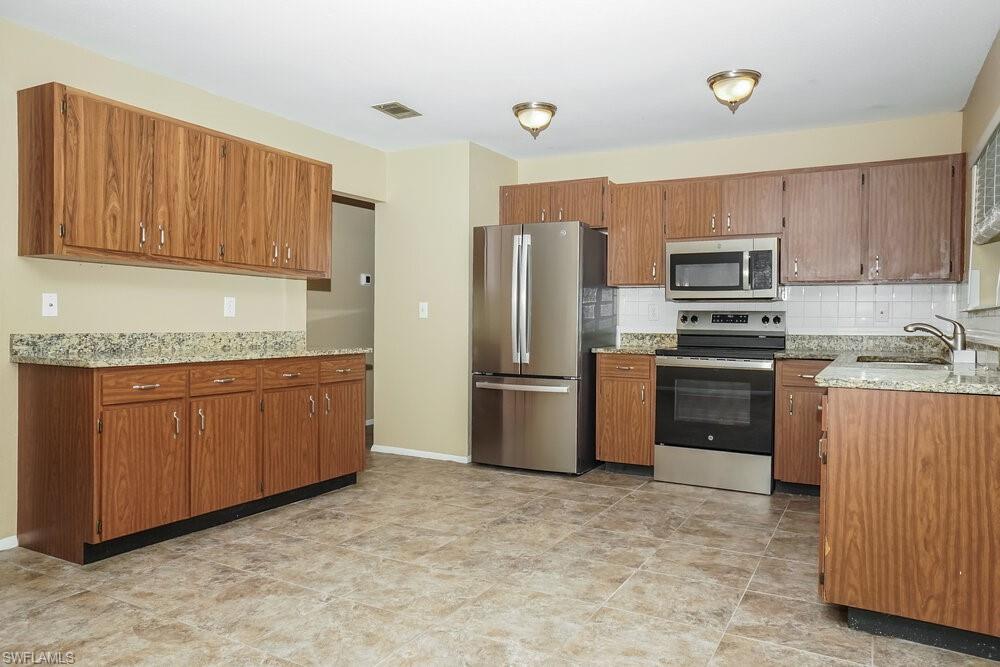 NOT APPLICABLE - Residential Lease