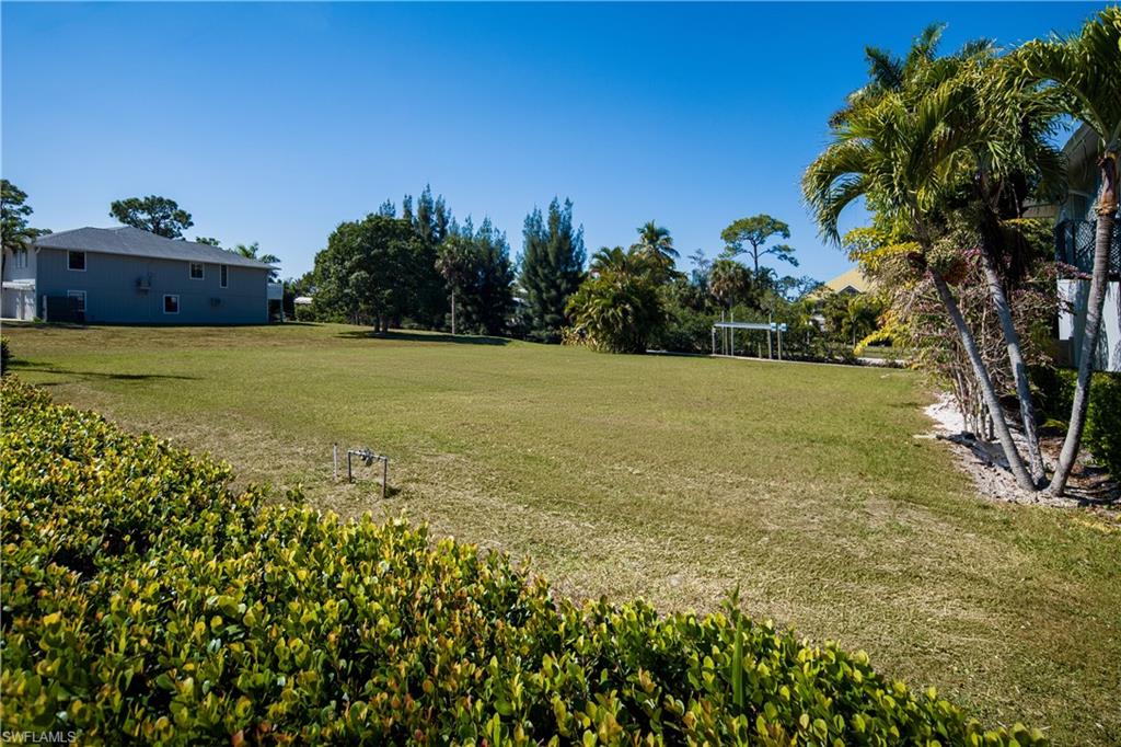 BONITA FARMS - Land