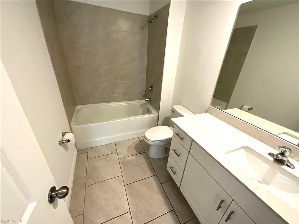 SAVANNA LAKES - Residential Lease