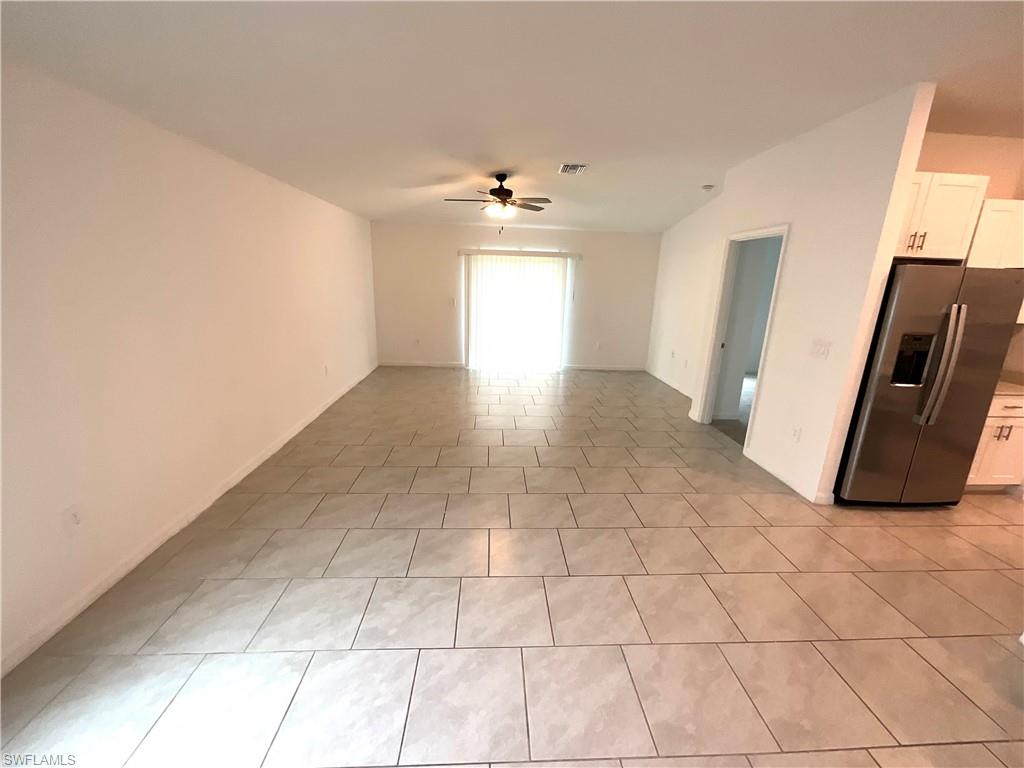 SAVANNA LAKES - Residential Lease
