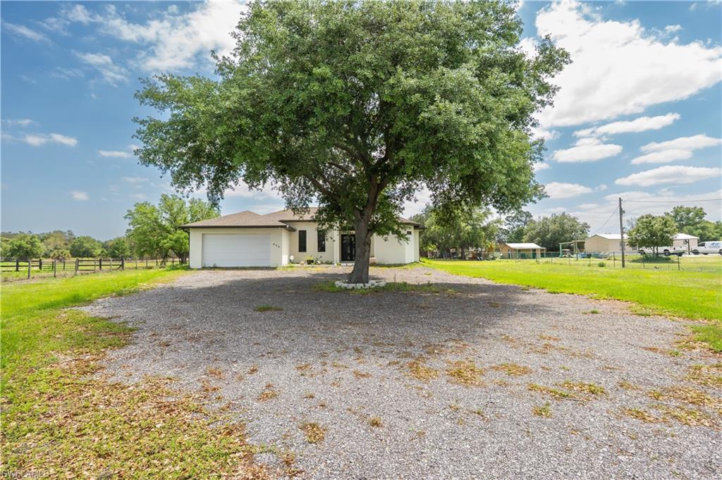MONTURA RANCH ESTATES - Residential