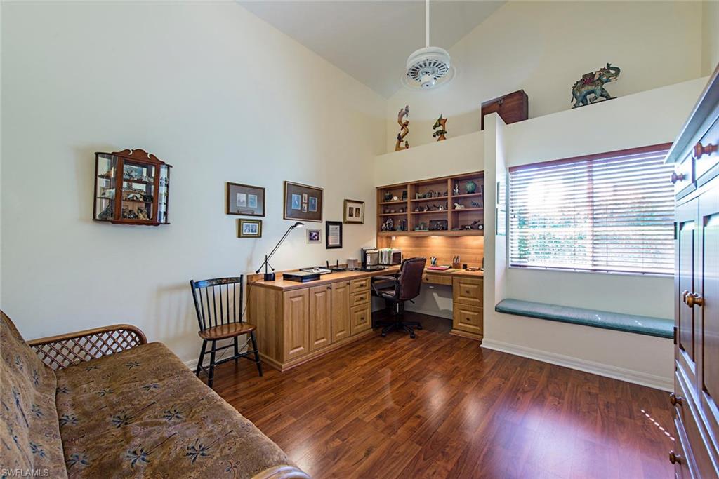 VALLEY OAK - Residential