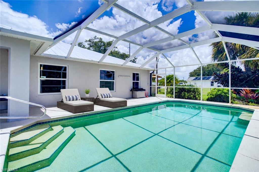 GOLDEN GATE ESTATES - Residential