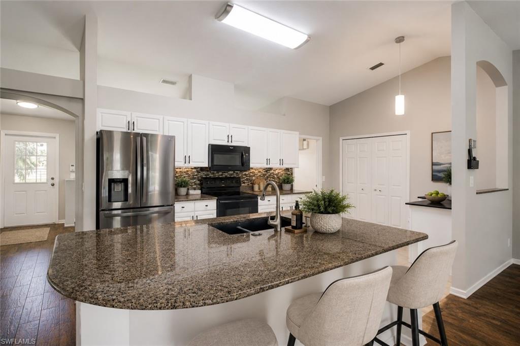 GOLDEN GATE ESTATES - Residential