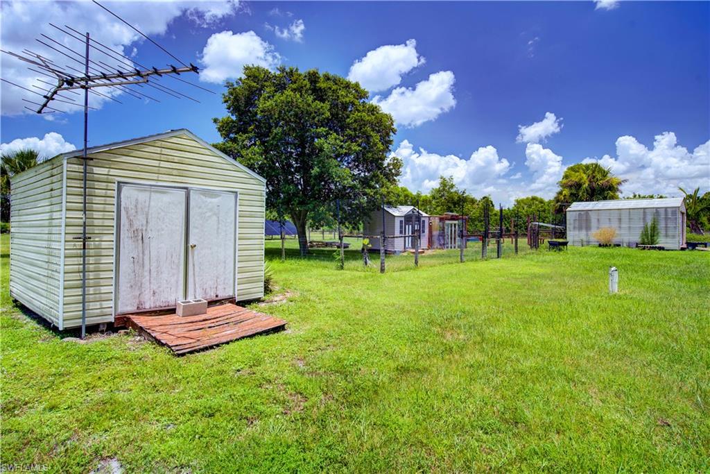 GOLDEN GATE ESTATES - Residential