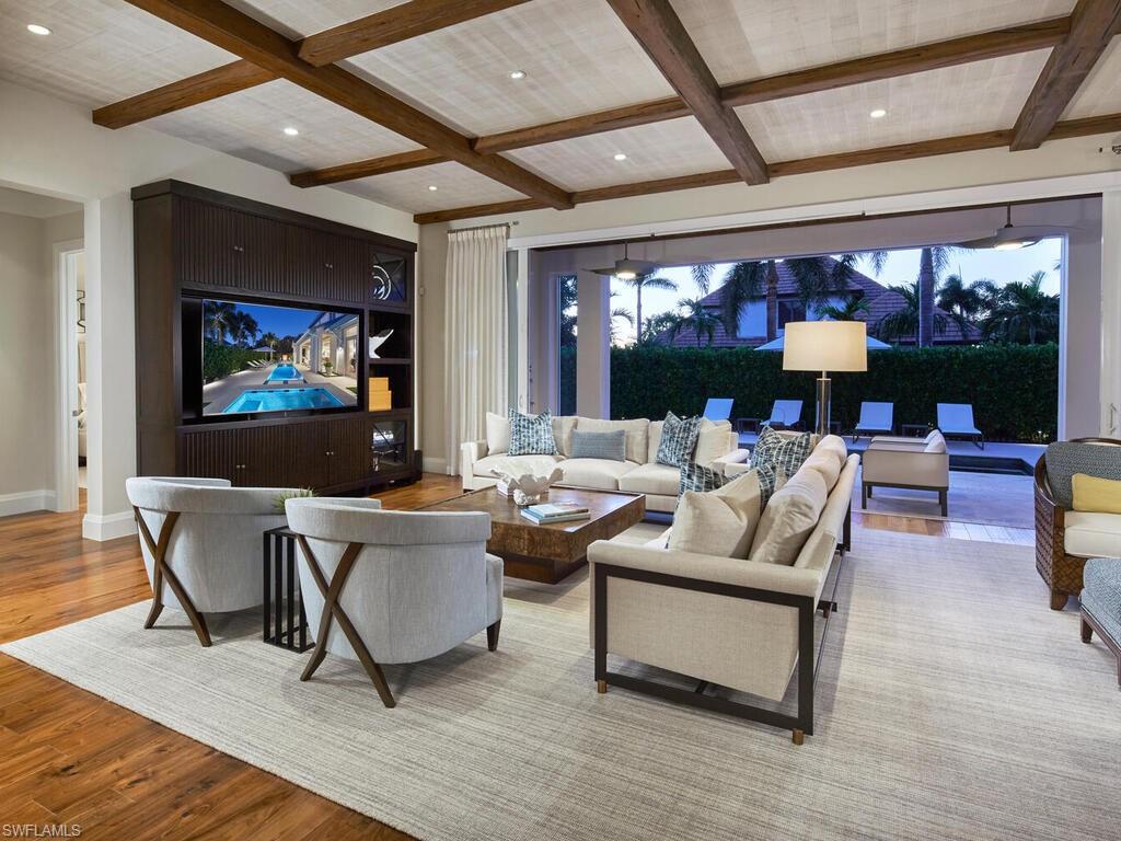 OLDE NAPLES - Residential