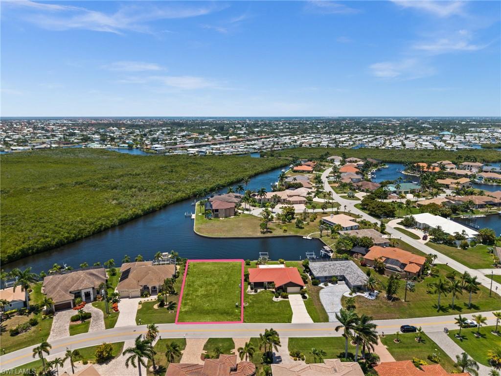 PUNTA GORDA ISLES - Land