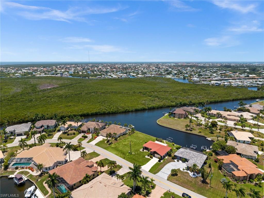 PUNTA GORDA ISLES - Land