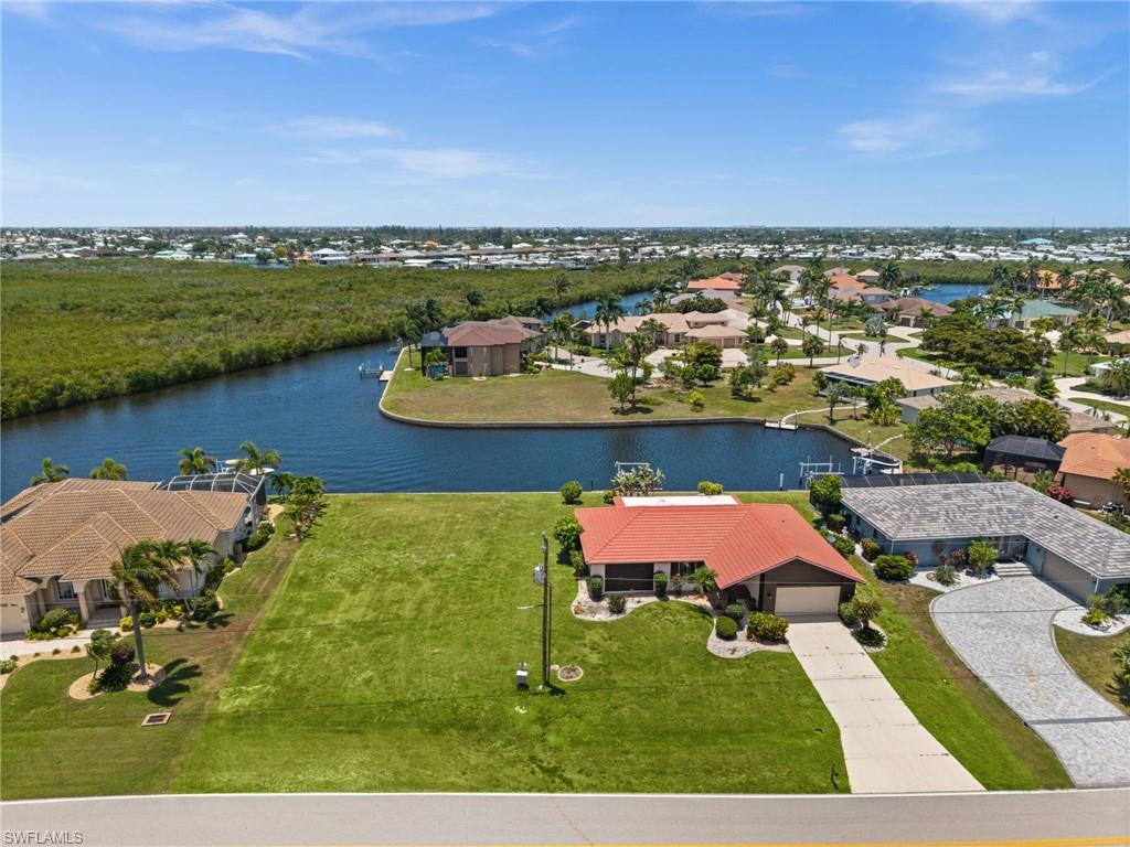 PUNTA GORDA ISLES - Land