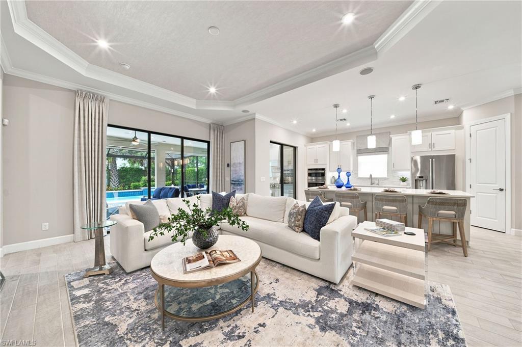 ESPLANADE - Residential