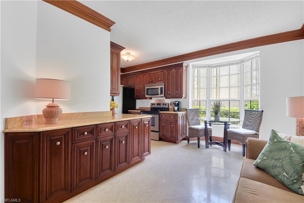 SILVER OAKS - Residential