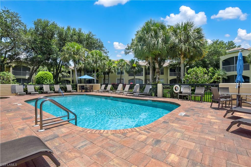 SILVER OAKS - Residential