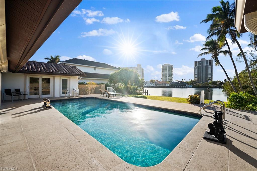 PARK SHORE - Residential