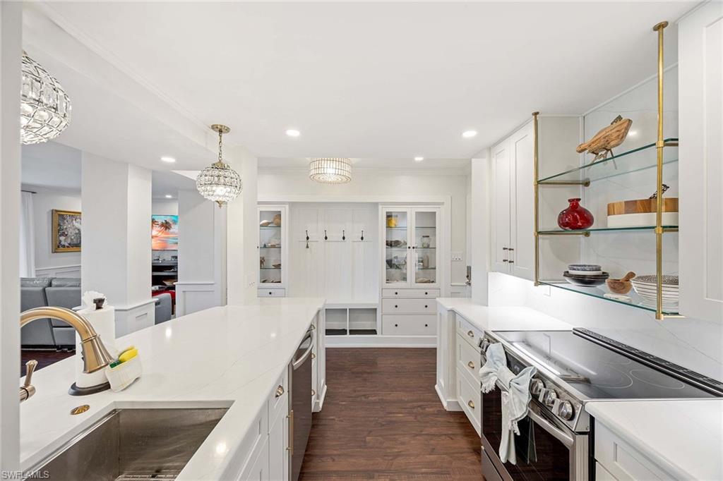 VENETIAN BAYVIEW - Residential Lease