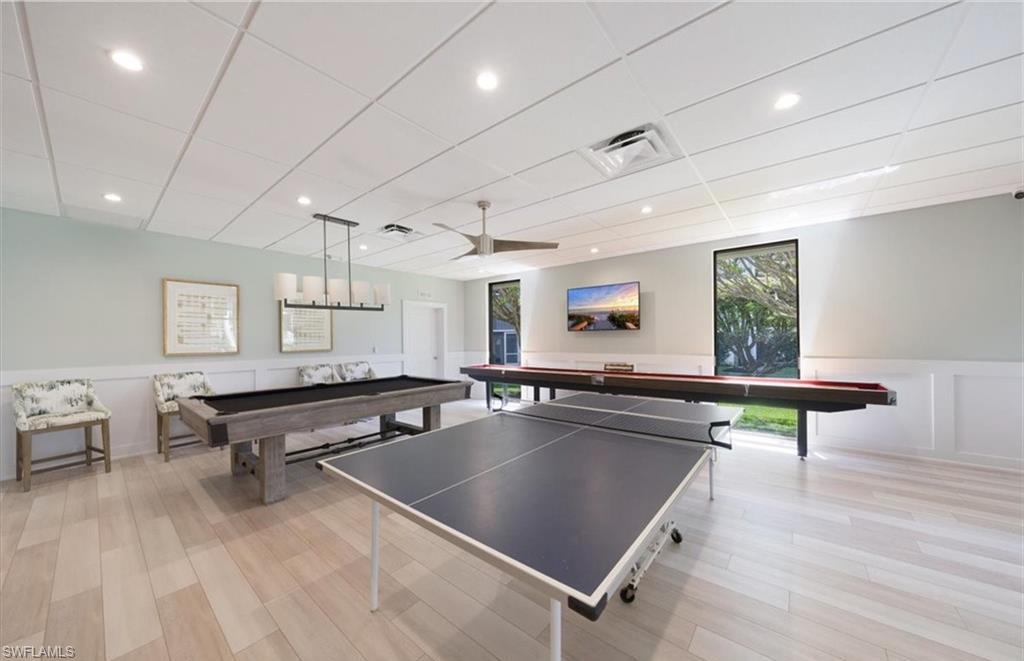 VENETIAN BAYVIEW - Residential Lease