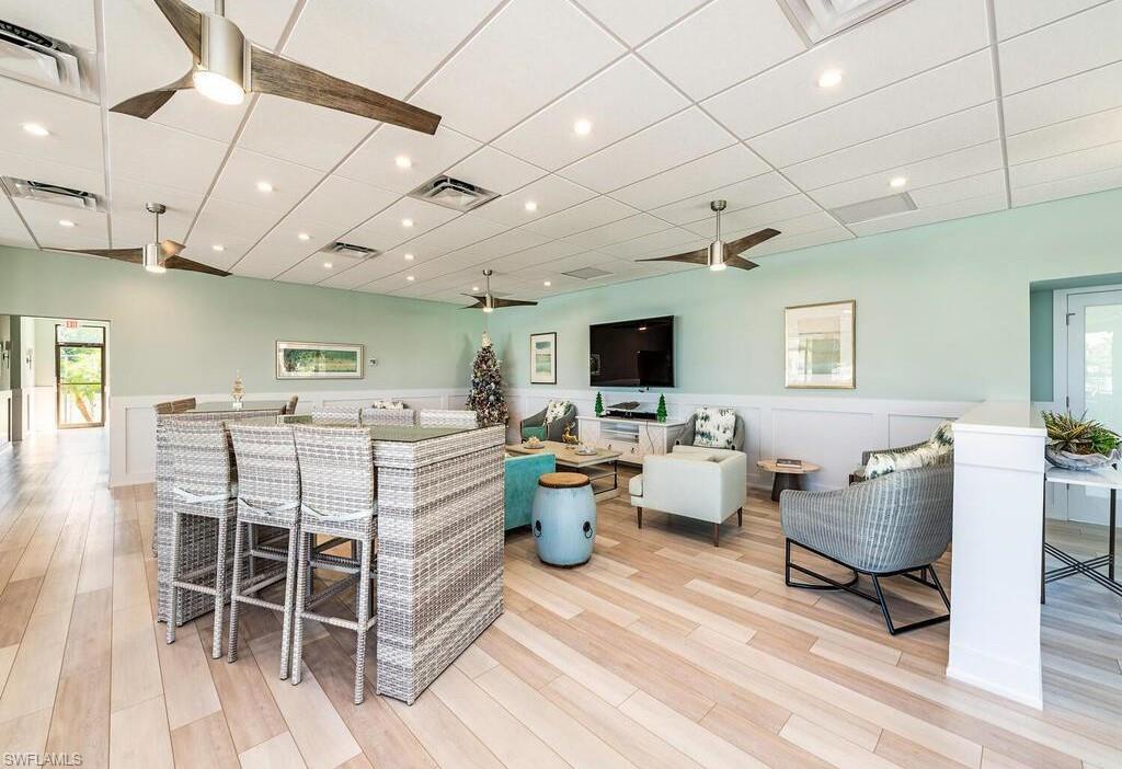 VENETIAN BAYVIEW - Residential Lease