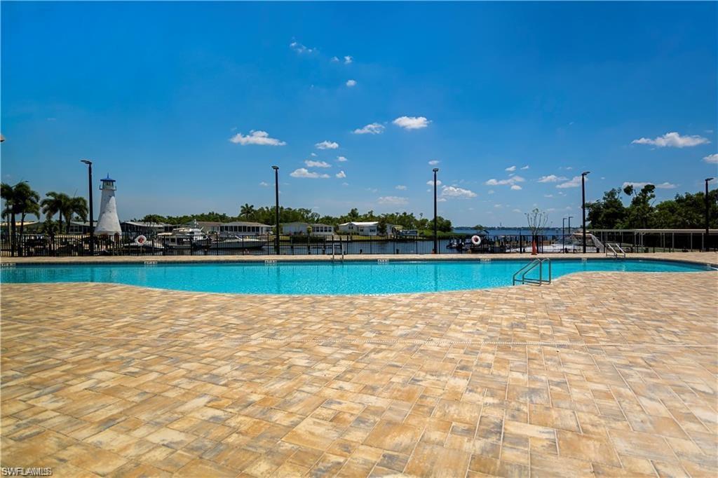 OLD BRIDGE VILLAGE - Residential Lease