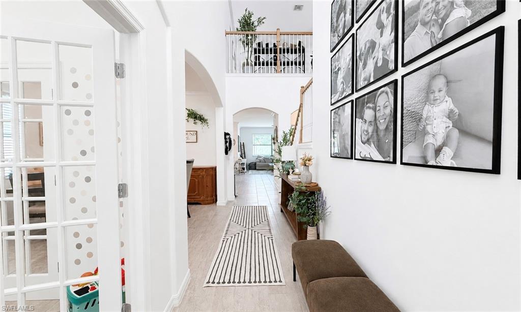 PORTICO - Residential