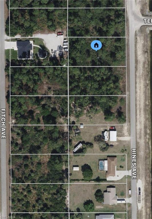 LEHIGH ACRES - Land