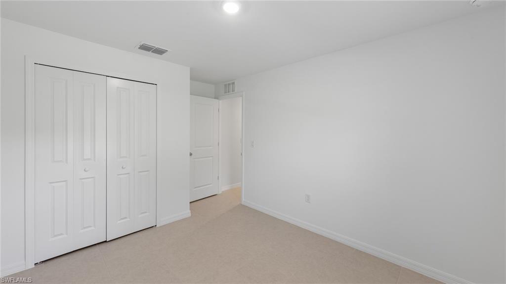 SAVANNA LAKES - Residential