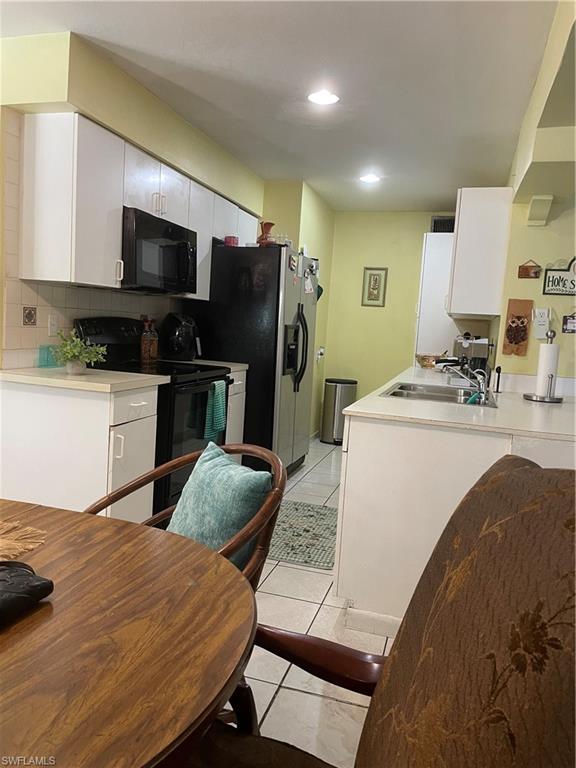 TWIN LAKES - Residential